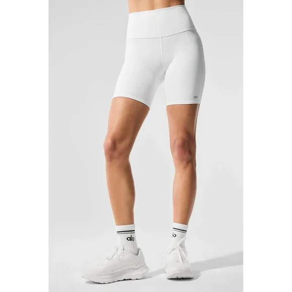 ALO Yoga Airbrush 7" High-Waist Biker Shorts in White